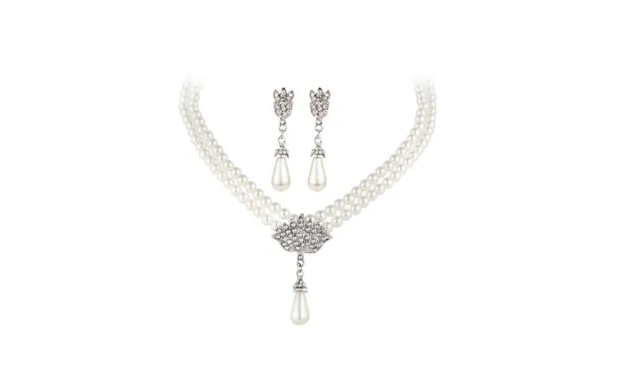 2 Piece Luxury Elegant Pearl Necklace Earrings Set