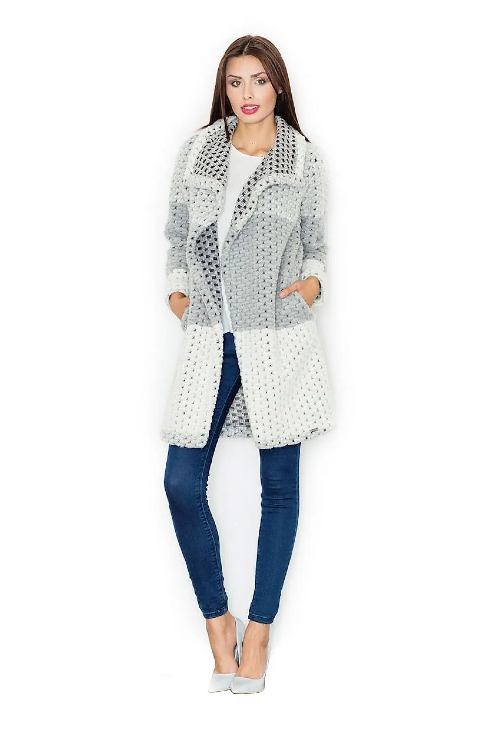 Elegant Frost Fashion: Figl Collection - Trendy Winter Coat for Chilly Days